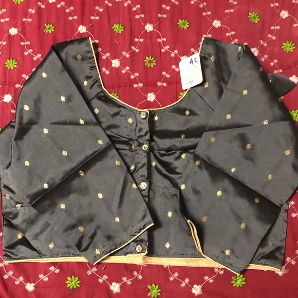 Indian readymade saree blouse - Picture 3 of 4